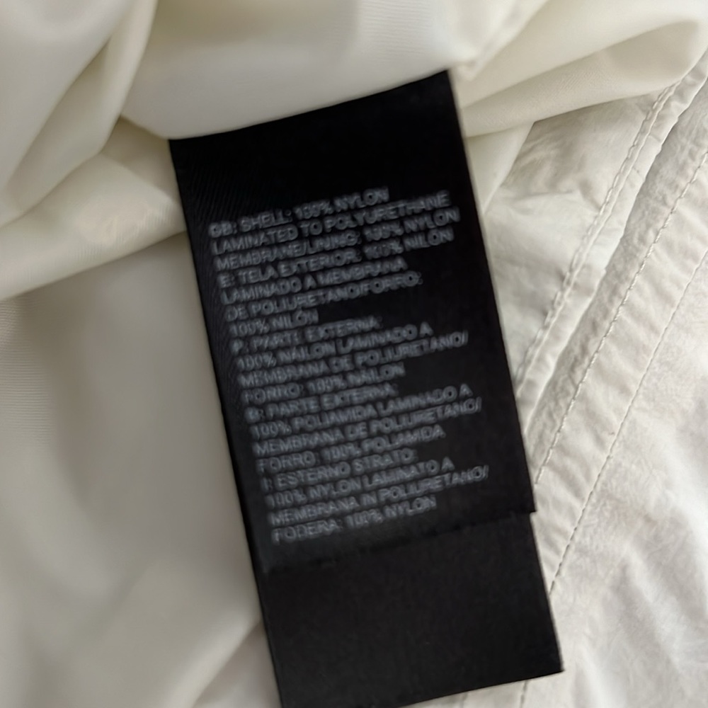 North Face lightweight nylon off white jacket - Picture 12 of 15